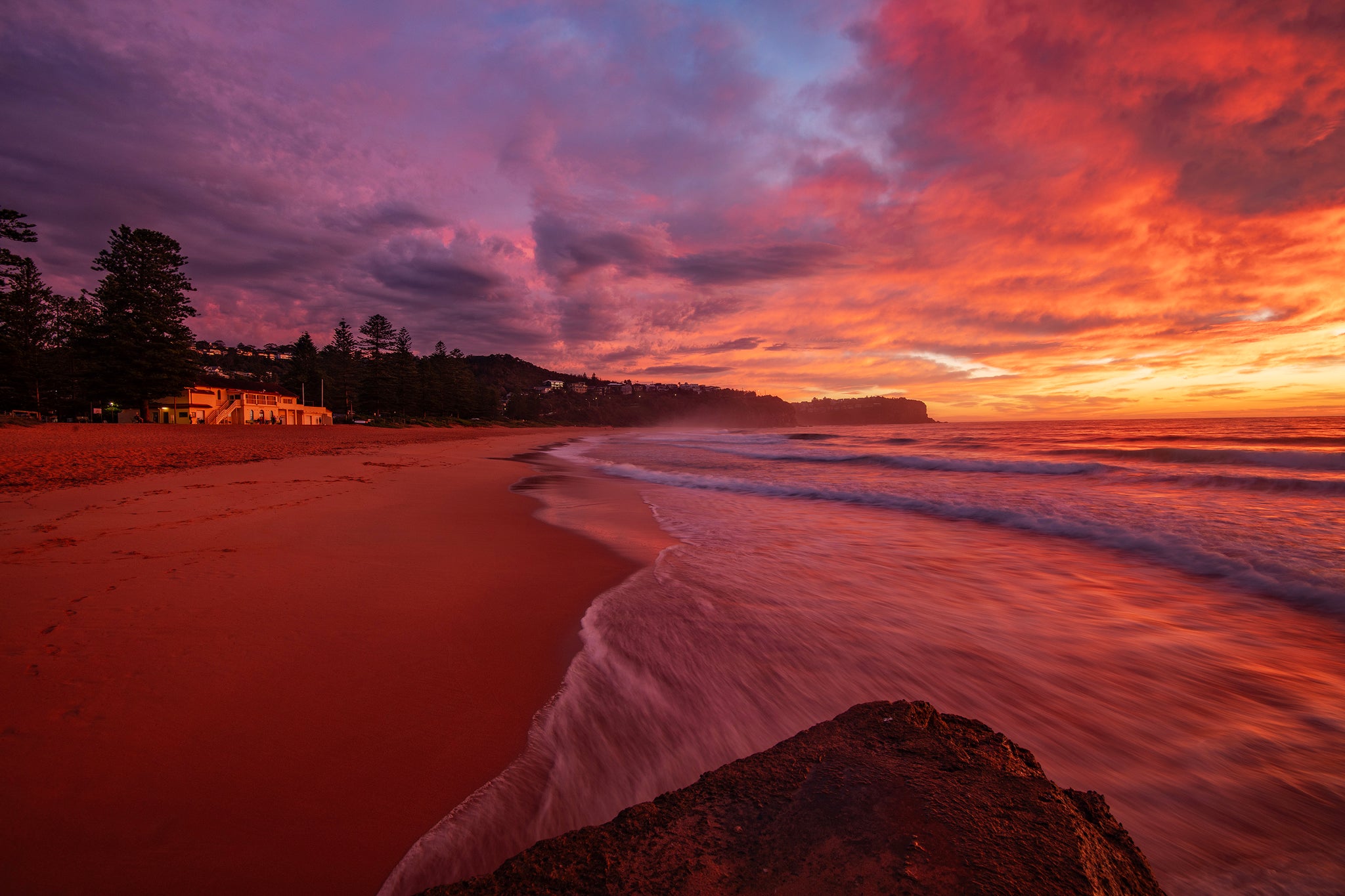 Crimson, Newport