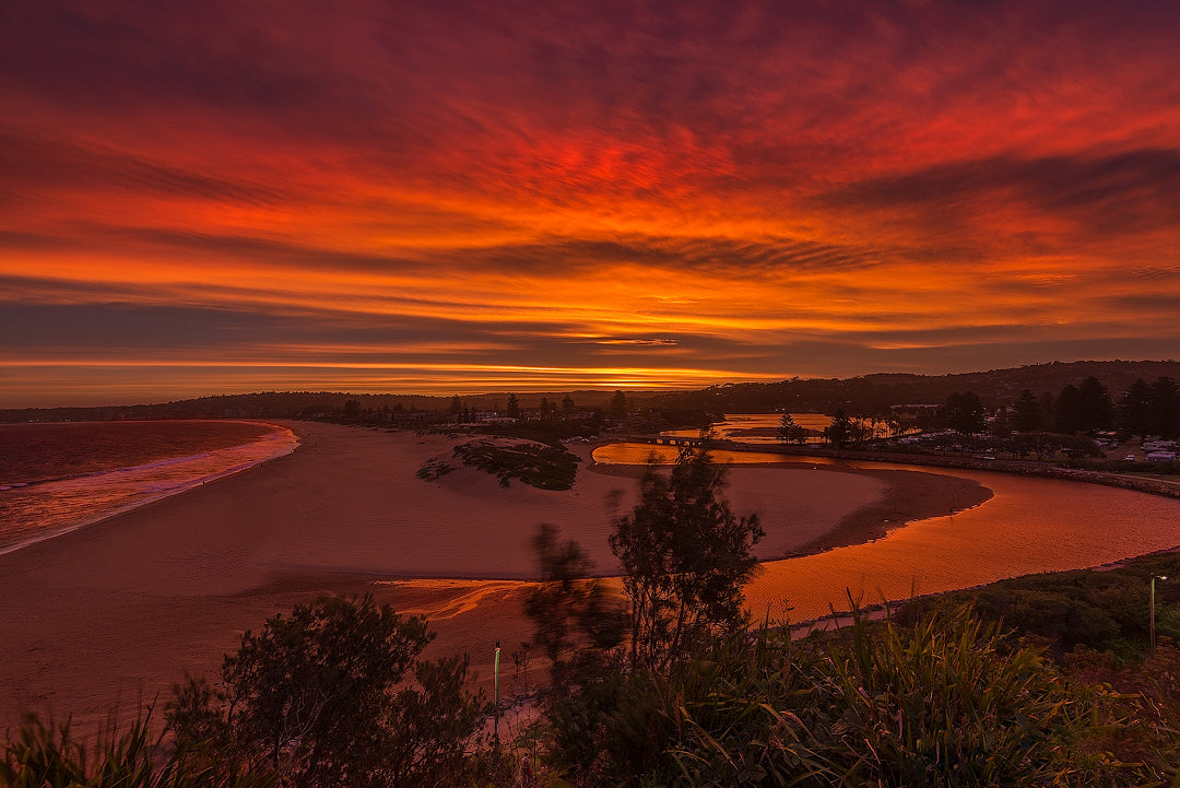 Flowing, Narrabeen Rock Pool print