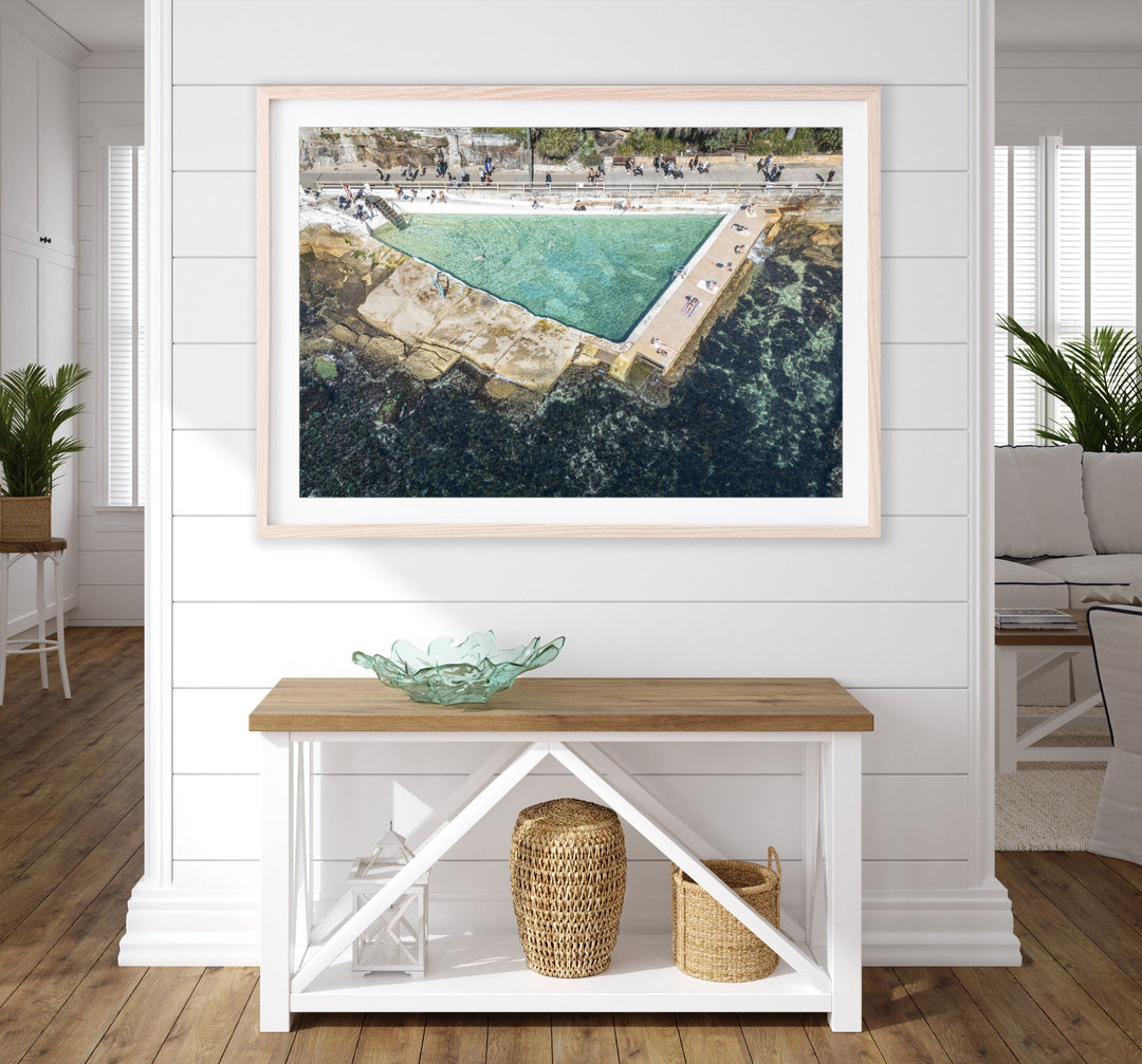Strolling, Manly print