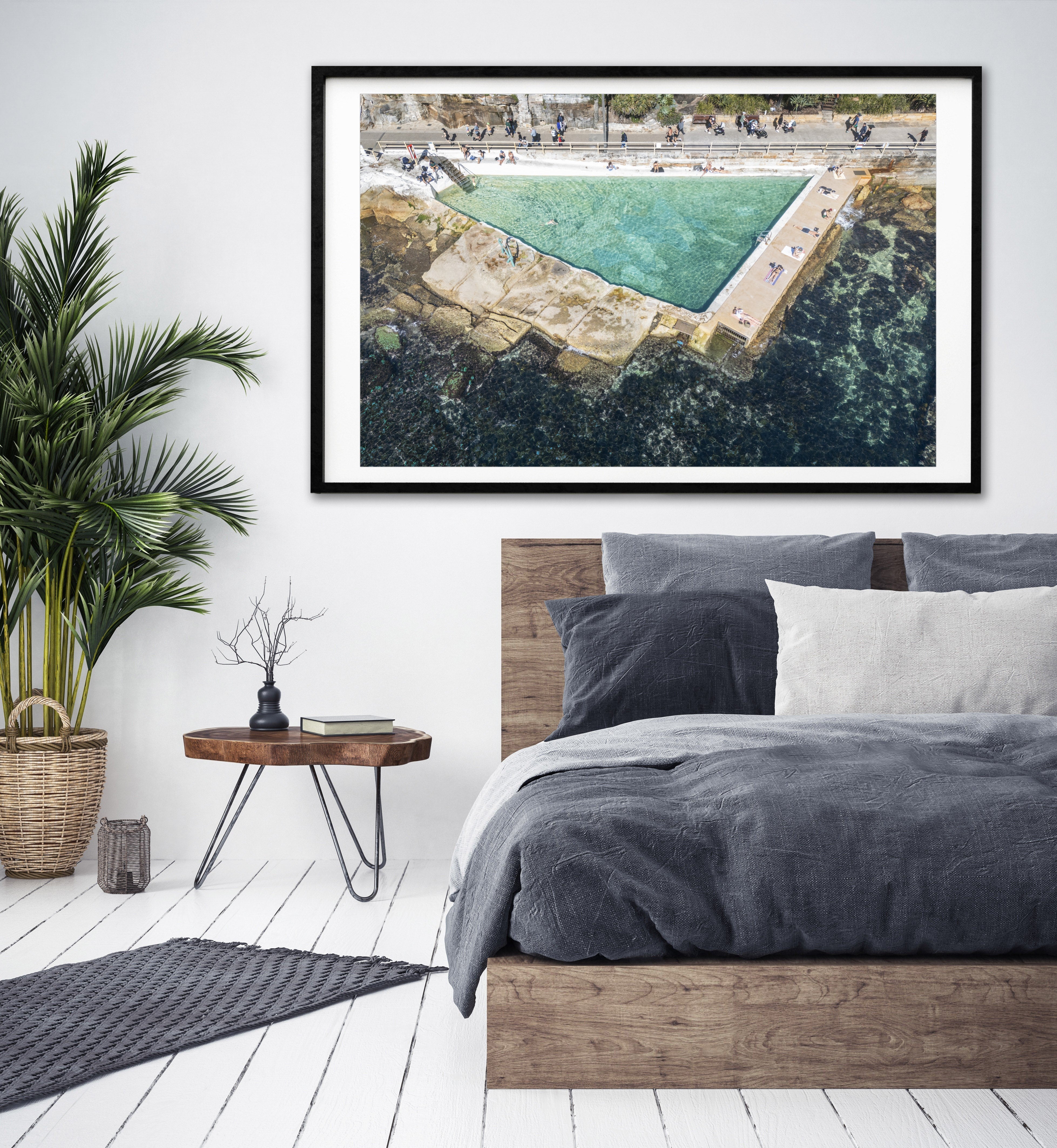 Strolling, Manly print
