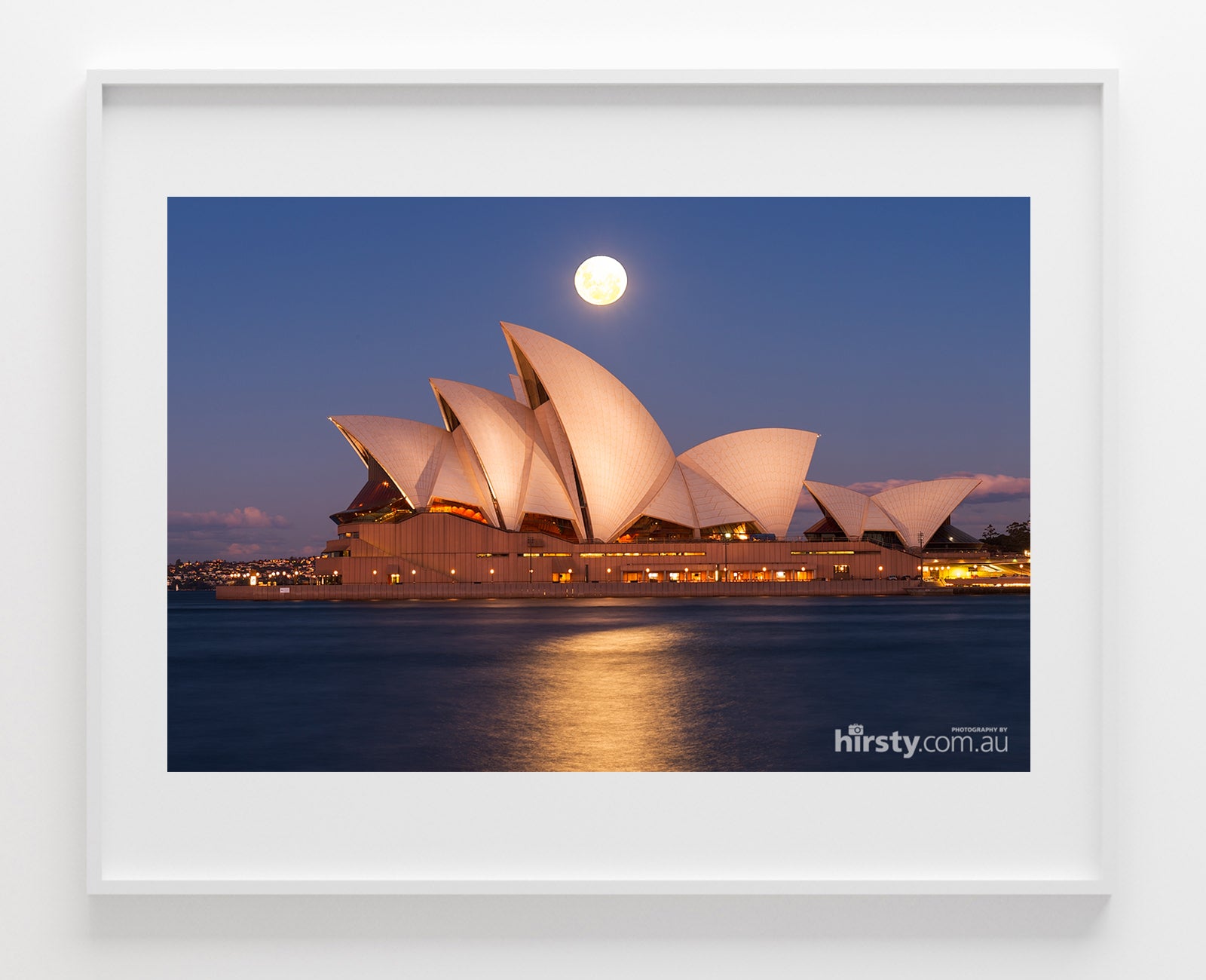 Blue Moon, Sydney Harbour