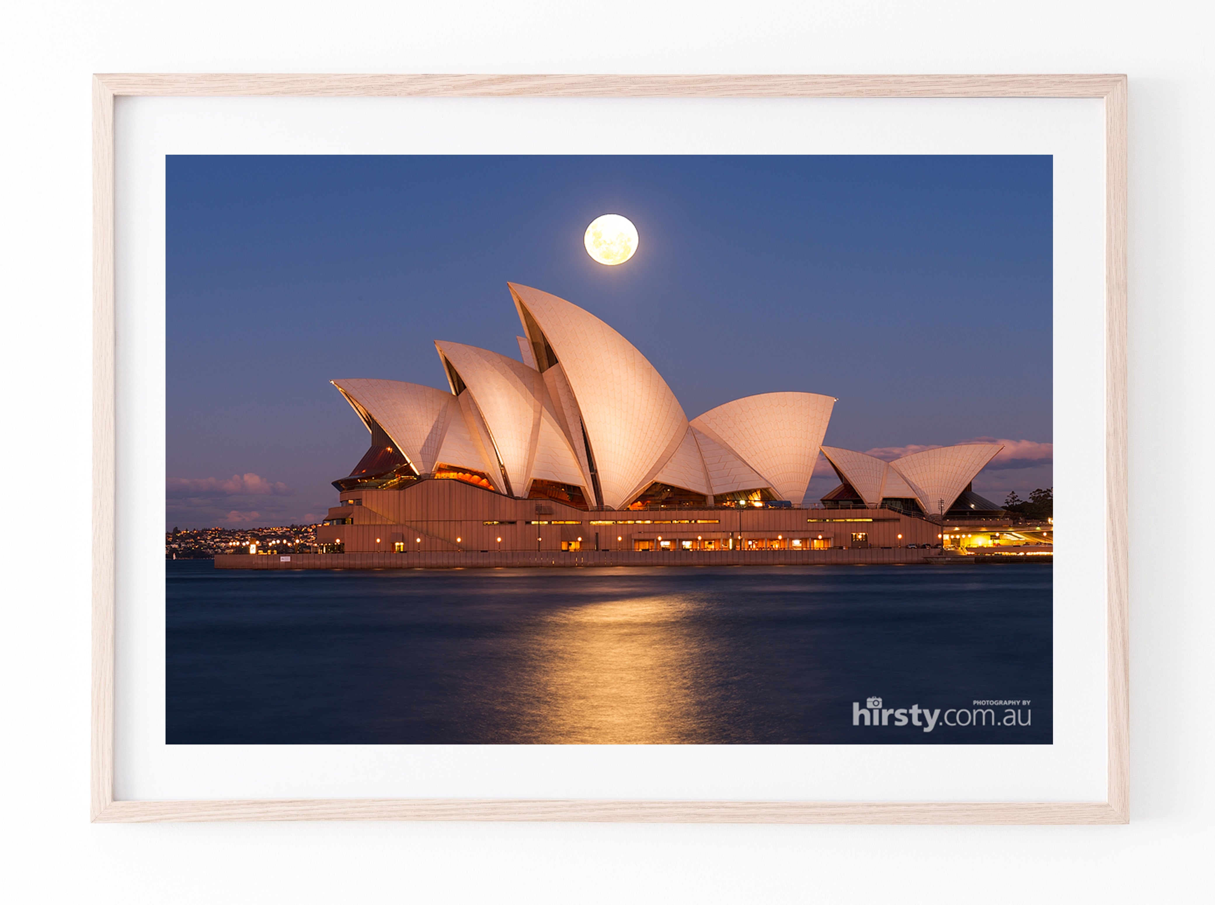 Blue Moon, Sydney Harbour