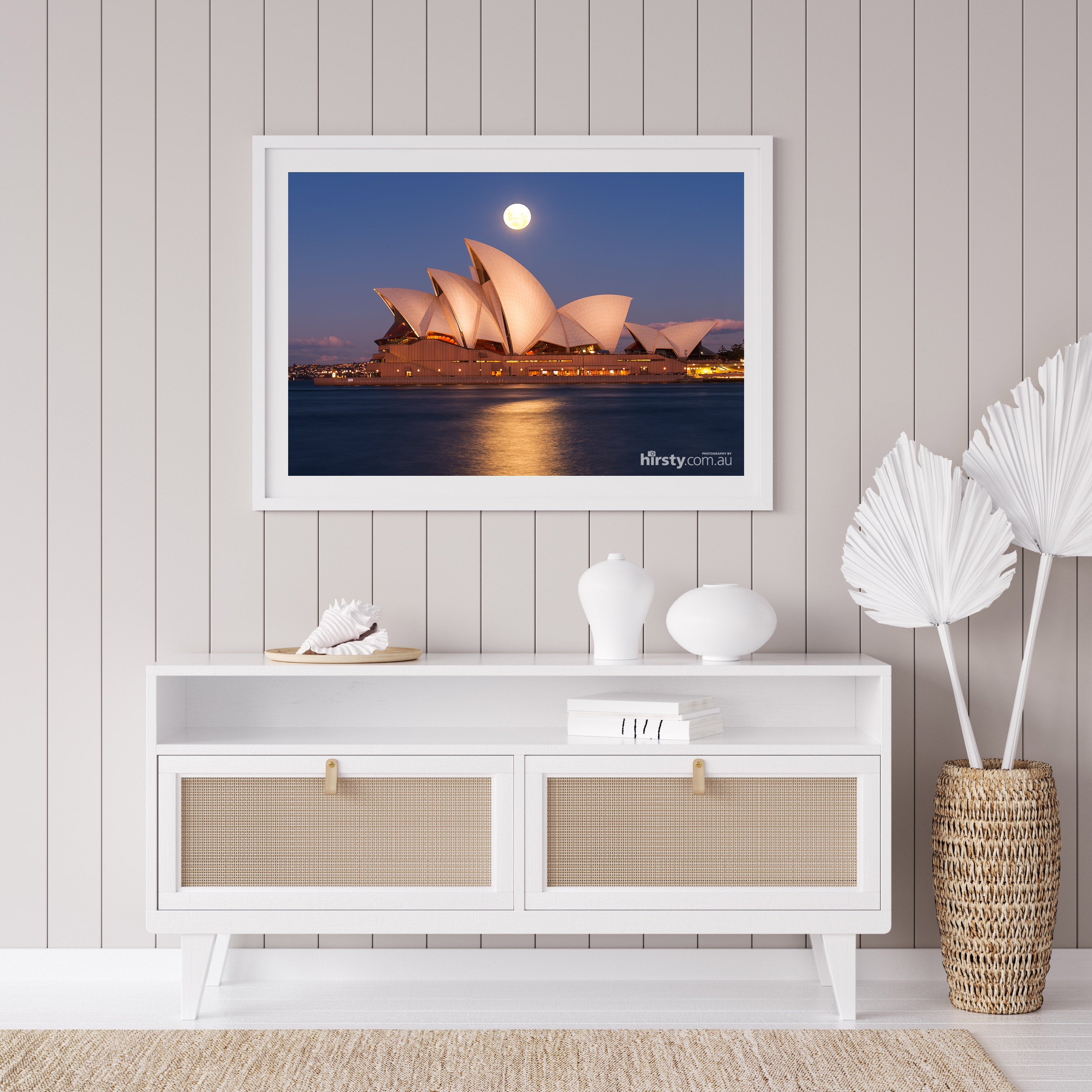Blue Moon, Sydney Harbour