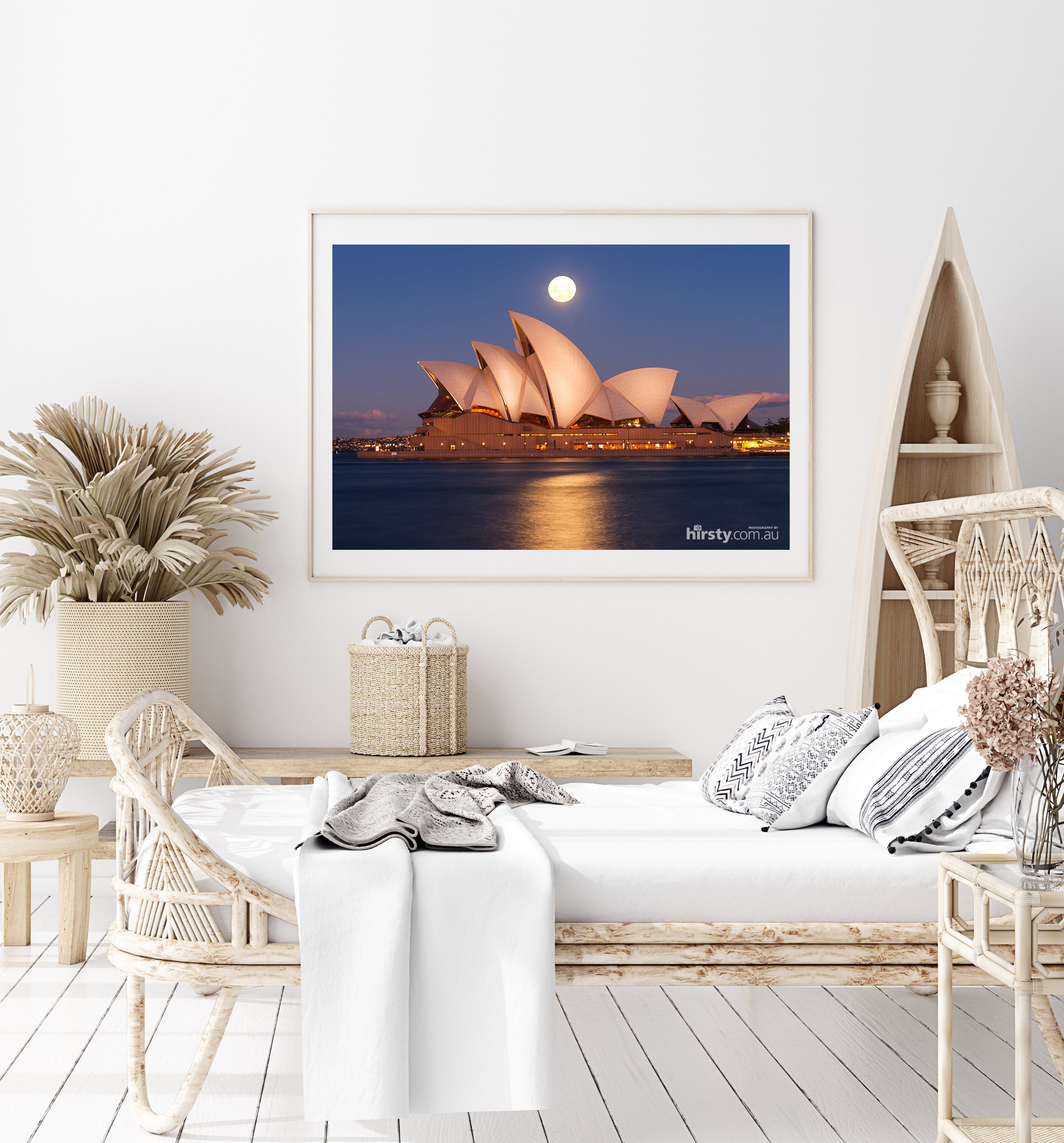 Blue Moon, Sydney Harbour