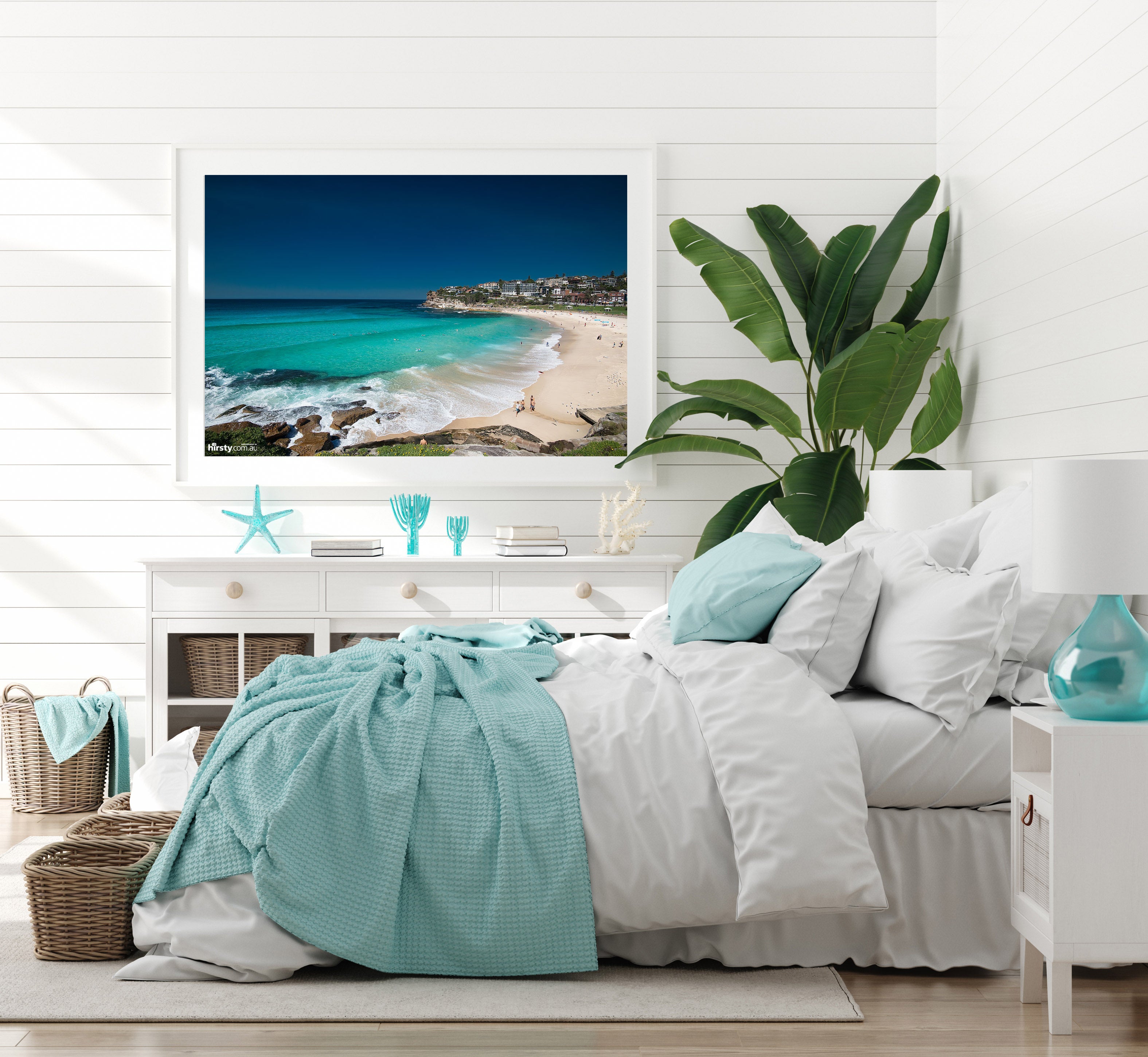 Bronte Blue, Bronte Beach
