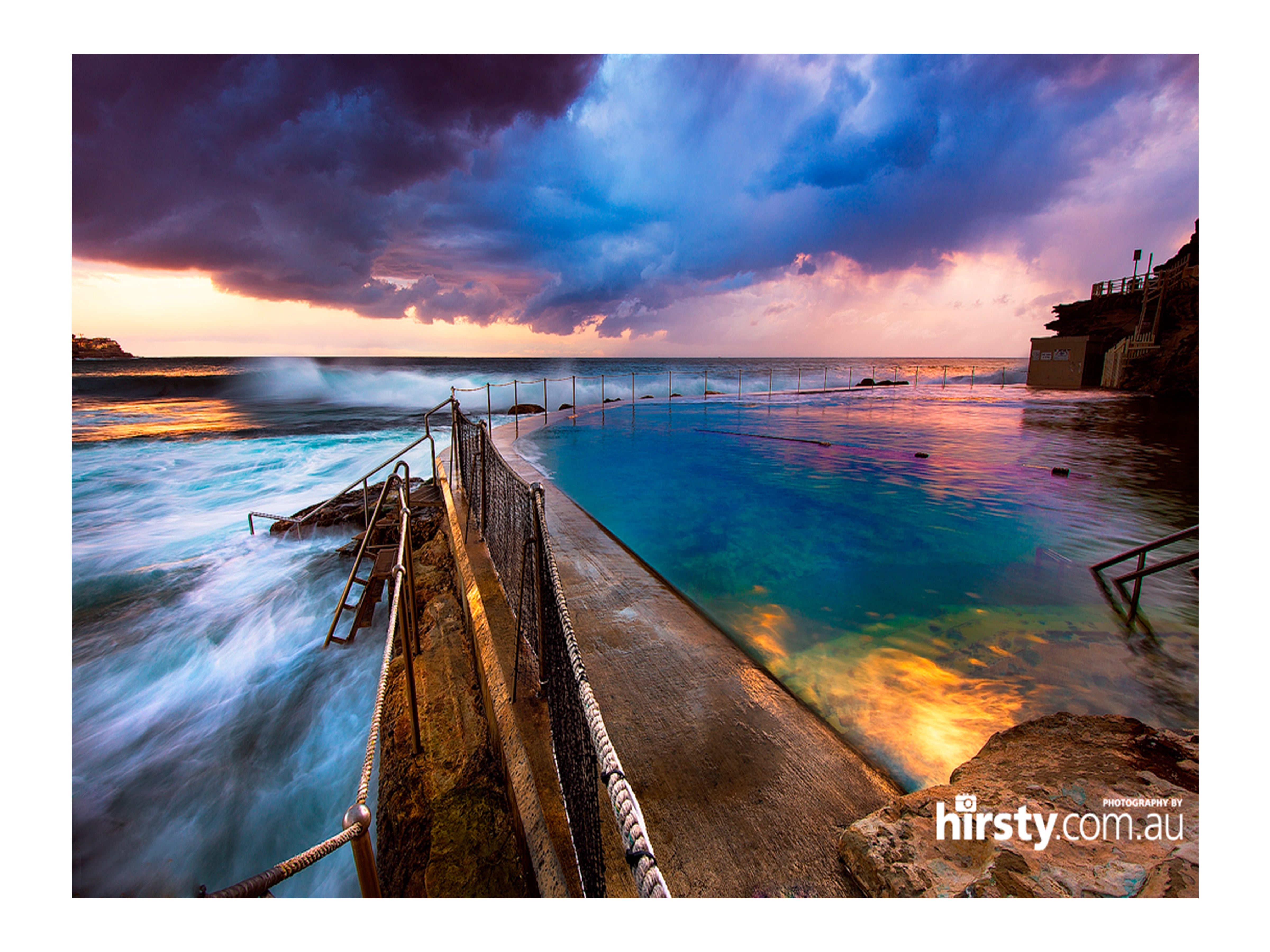Incoming, Bronte Beach