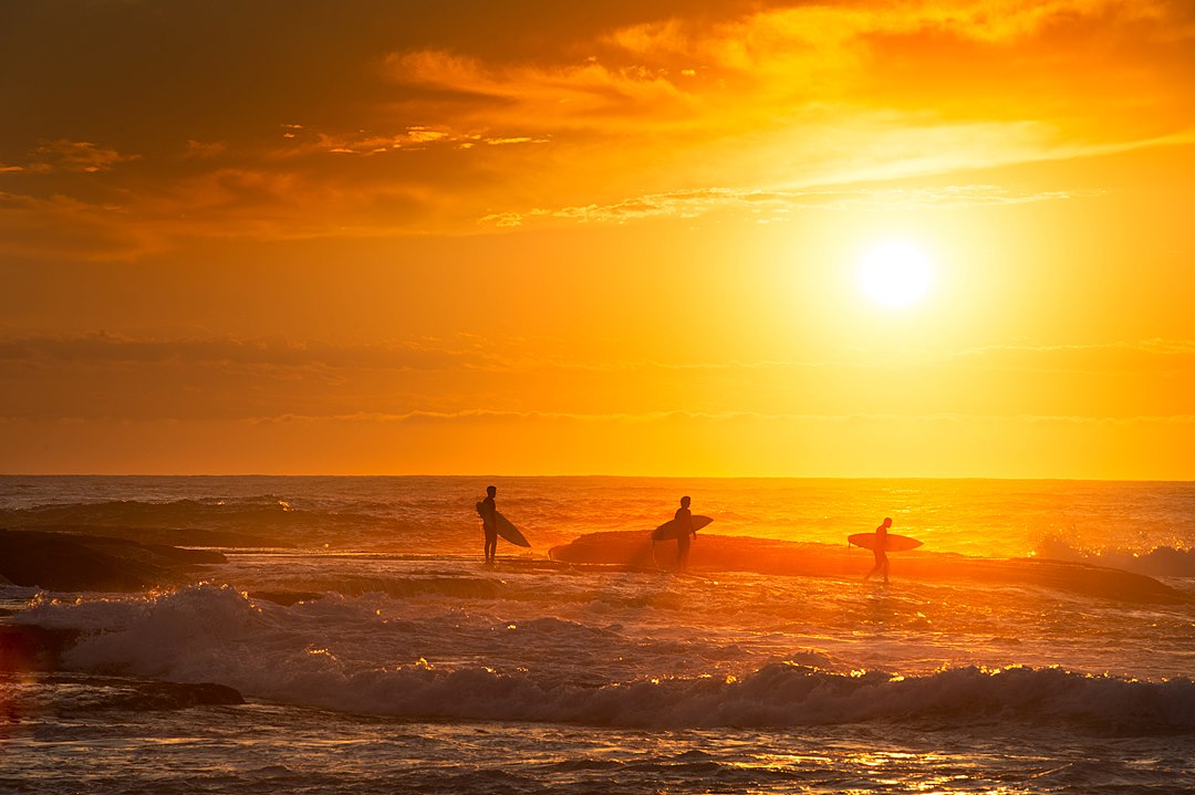 Trio, Tamarama, fine art photograph by Richard Hirst